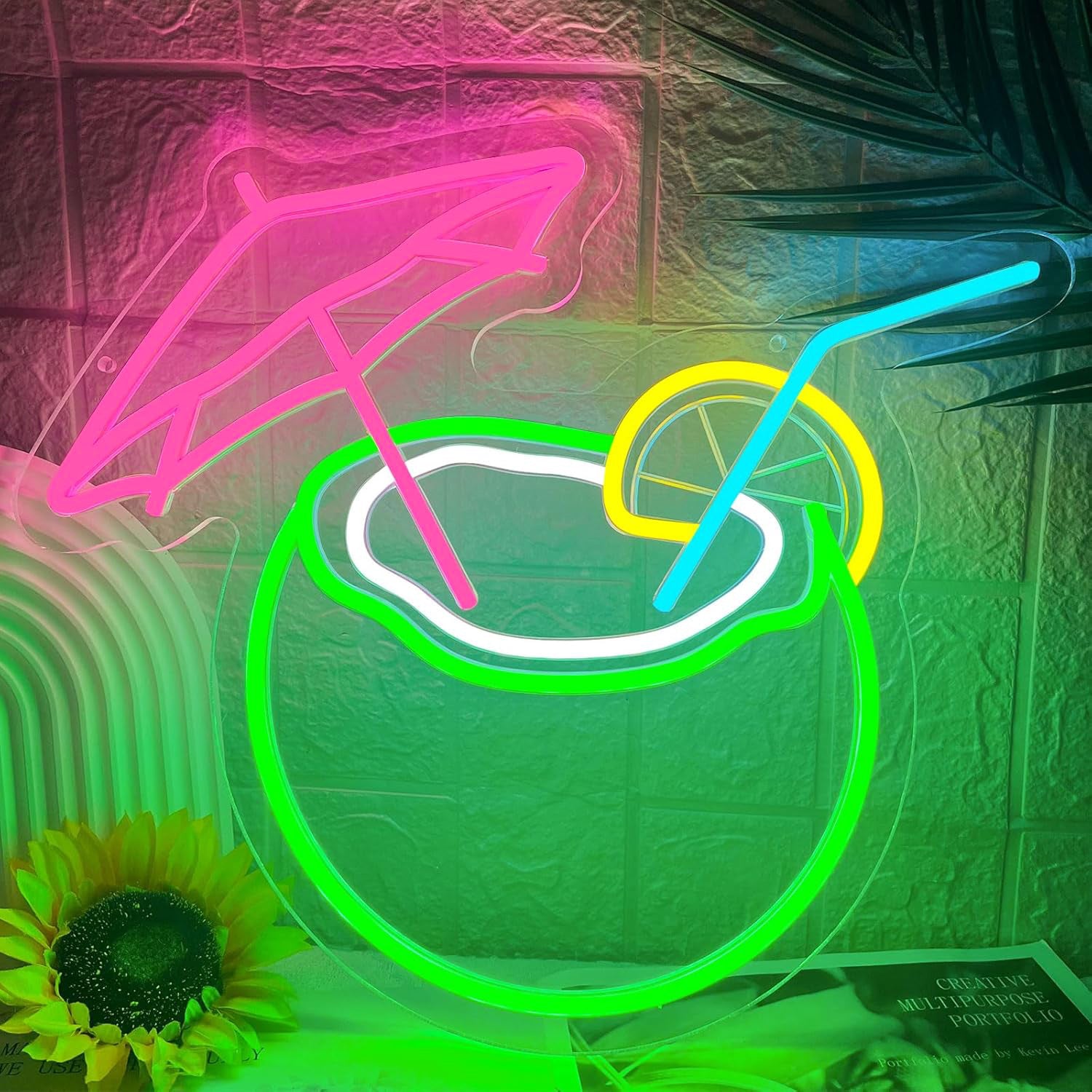 Commercial neon cocktail sign, adjustable brightness, with switch, suitable for shops, hotels, bars, etc., five colors, 35cm/13.78"x 30cm/11.81"