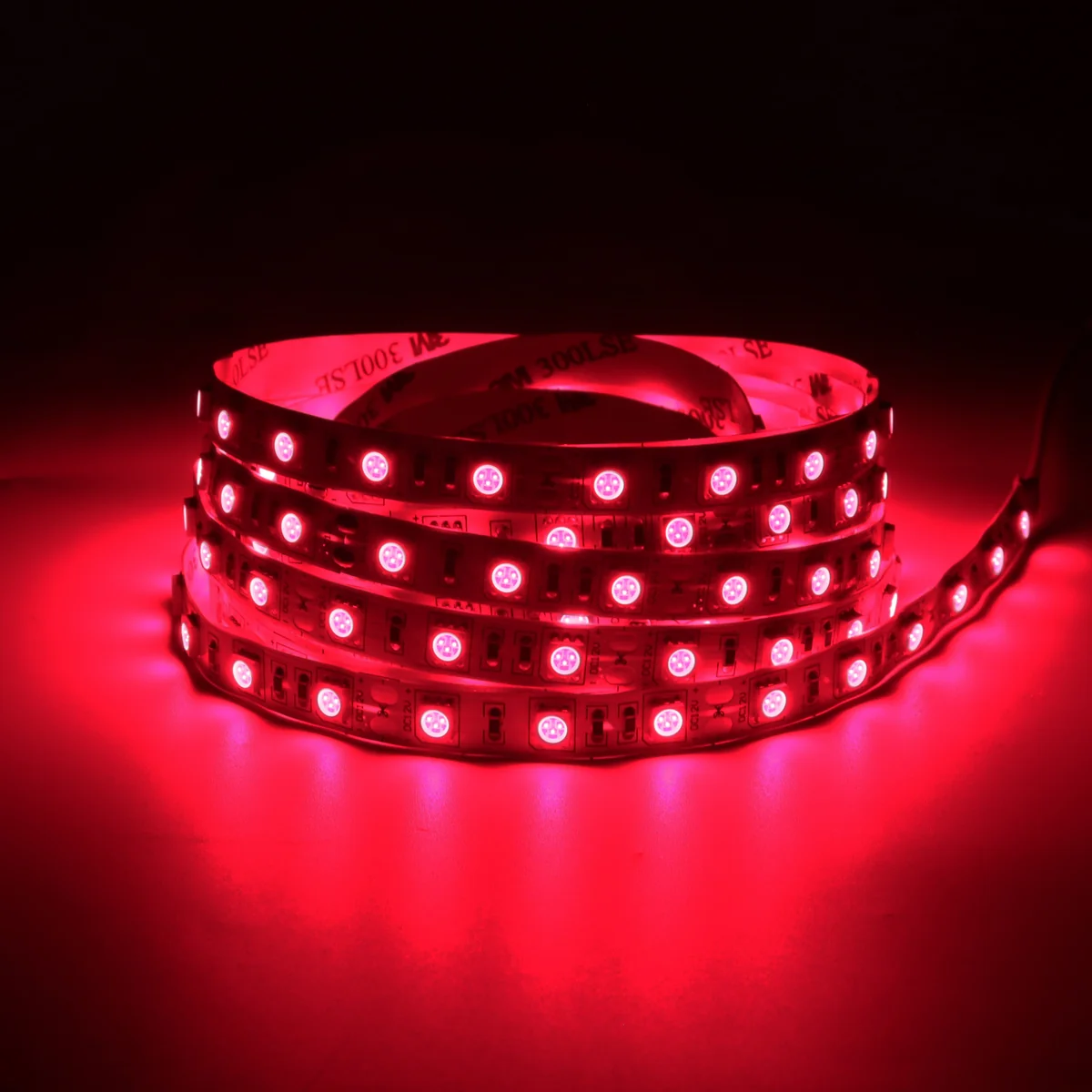 DC12V 730-735nm Infrared LED Strip Light, 10mm Wide SMD5050 30LED/M Energy Saving Narrow Band Infrared LED Tape, Non-Waterproof IP20 for Plant Growth, Medical Therapy, Indoor Precision Sensing